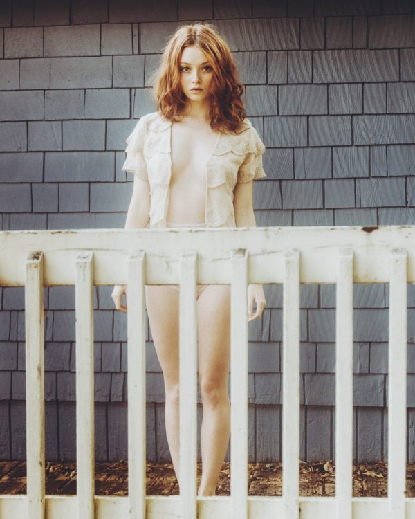 unpainted&ndash;face:Damon Loble