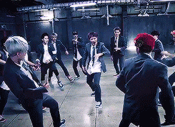 krisyeol:  EXO - Growl 으르렁 Flawless choreography      