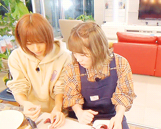 keyakizaka46imi-kine:KEYAKI HOUSE GIF