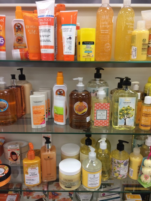 The bath and soap section of this store was so aesthetically pleasing I want to livE HERE!!!