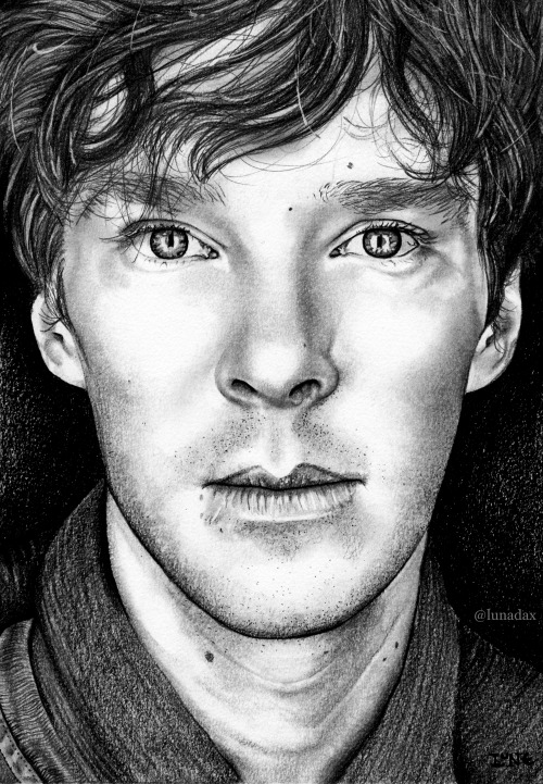 lunadax: Benedict Cumberbatch. Going back to the white bristol paper, just to see if I could work wi