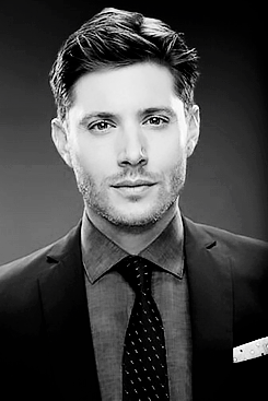 justjensenanddean:  Jensen Ackles | TCA 2014 [Credits] 