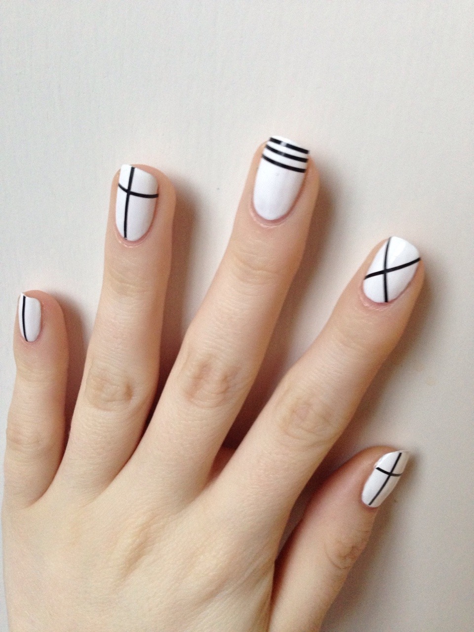 blancnails:NOTD inspired by nail art in CLC’s Pepe mv!