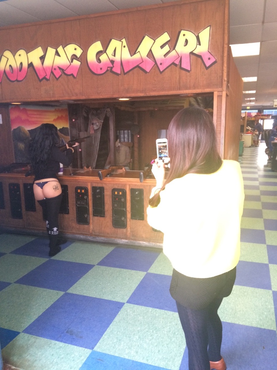 katrinajadefetishmodel:  i met a fan from china who wanted a pic of my tattoo so