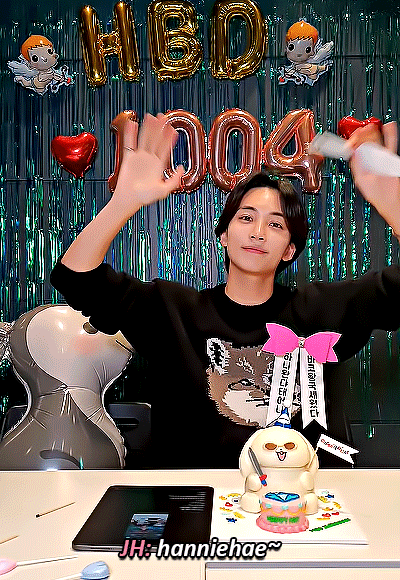 Welcome To Jeonghan's 27th Birthday Live!