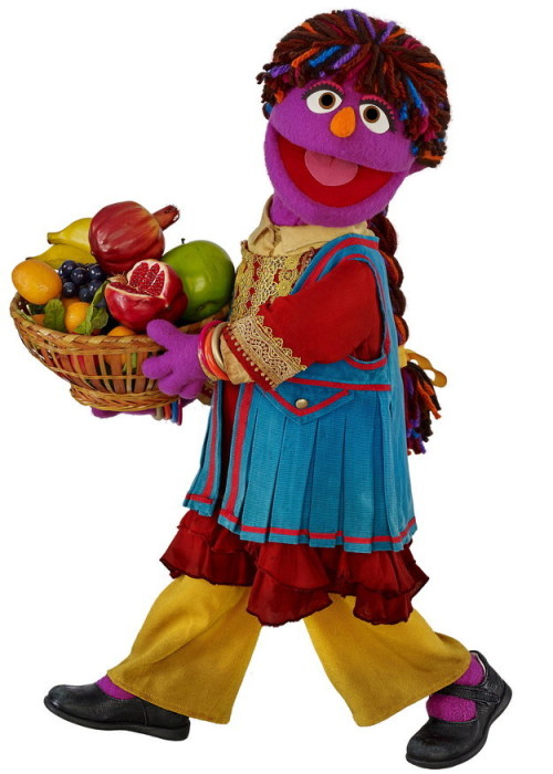buzzfeeduk:“Sesame Street” Has A New Muppet In Afghanistan Who Promotes Girls’ Rig