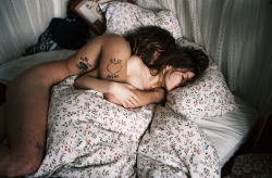 picturesofbeds:  (by Theo Gosselin)