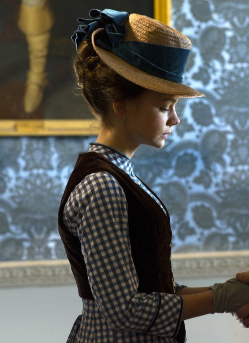 the-garden-of-delights: Carey Mulligan as Bathsheba Everdene in Far From the Madding Crowd (2015).