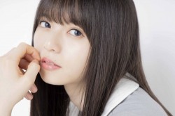 sakamichi-steps:  乃木坂46・齋藤飛鳥が明かす高校時代の葛藤、学校に馴染めない人も「意外となんとかなる」