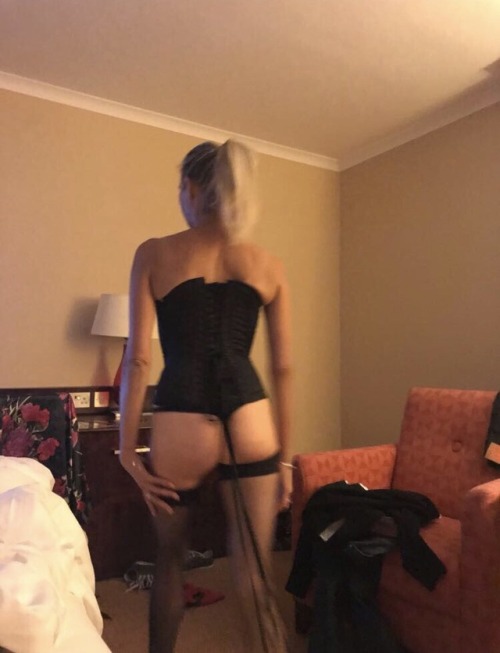 Our first night together last week. After dinner and drinks in the hotel bar we took a bottle of cha