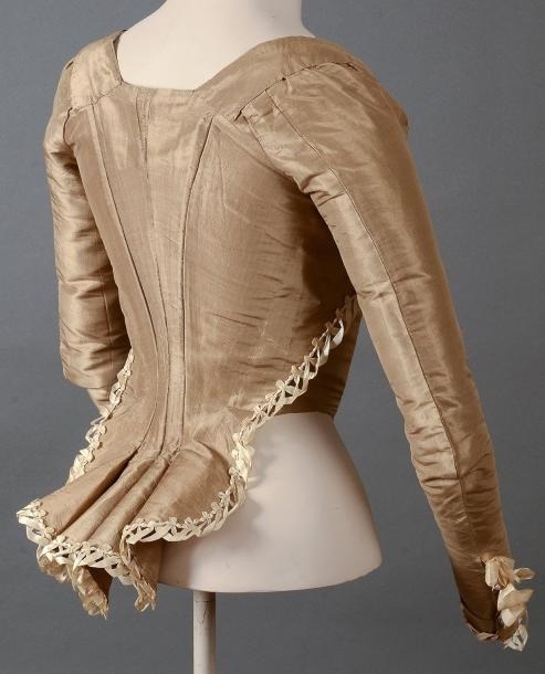 Caraco à la Pierrot,c. 1785-90