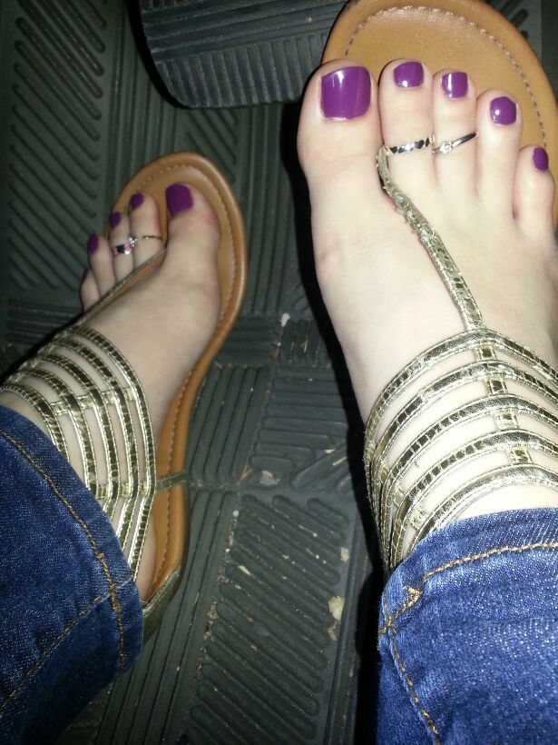 GoneWithScarlett's feet