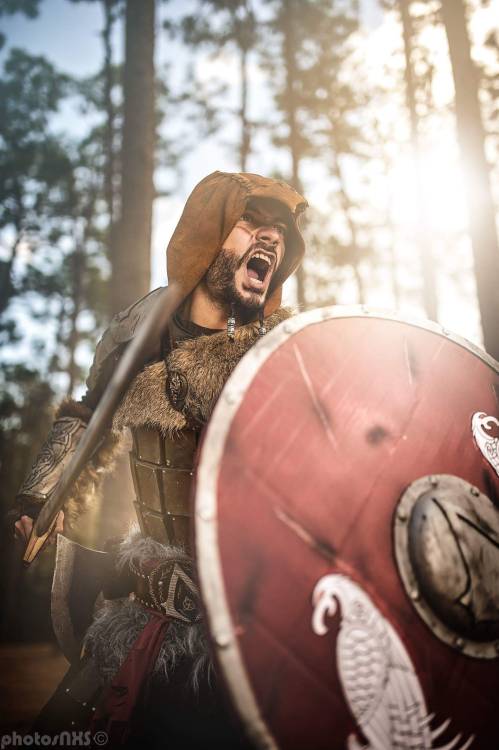 Sex cosplayblog:  Hildolf Arnthor, Viking Assassin pictures