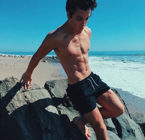 thedolantwins:  Ethan Dolan 