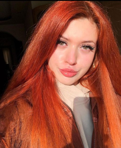 awesomeredhds02:ruivasdobrasiloficiallRuiva inspiração @iamredwitch 😍❤️#ruiva #ruivas #ginger #gingerhair #redhair #beautiful#perfecthair #hairstyle #haircut #hairinspiration #hairideas#haircolor