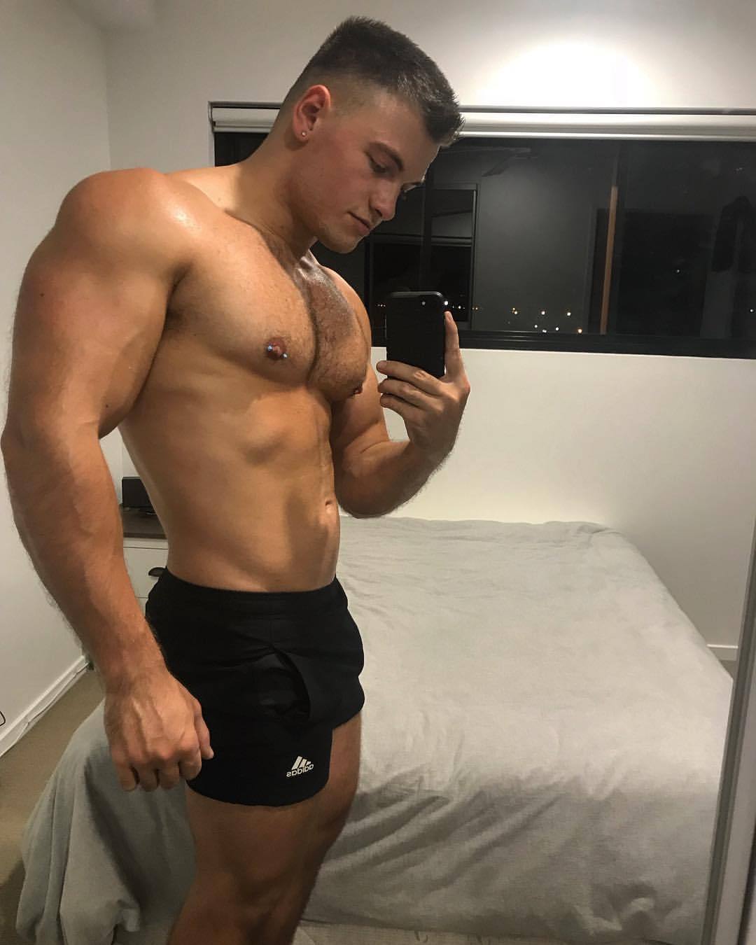 maxsmall:Part 1 of my Post chest workout 😏 (at Gold Coast, Queensland)https://www.instagram.com/p/BnwpCq9HH_L/?utm_source=ig_tumblr_share&amp;igshid=sq1217l3aumf