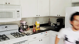 sticktofashion:   &ldquo;Hey Mark… THINK FAST!”  Baking Simulator: Markiplier