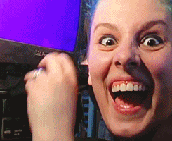 merelei:  aliens-ate-my-mum:  Showing my favourite movie to my friends  This gif