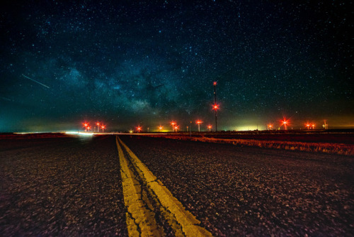 dylanjaymesphoto - Milky Way rises over a Northern Texas wind...