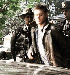ecoshriekronous:  spn-fandom-breathing-heavily:  ihavewaytoomanyfeels:  its-always-funnier-in-enochian:  this is it this is the exact moment i sold my soul to this show  and the pilot wasn’t even over yet do you see our problem  that smile took my soul