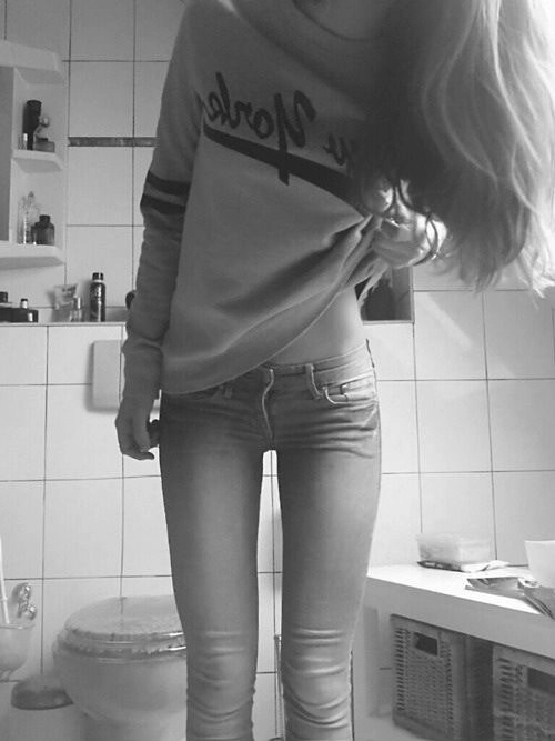 my-melancholy-musical:  Feet Together  Thighs Apart That’s the way To win their