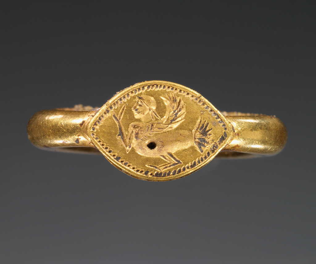 theancientwayoflife: ~ Hollow Ring. Culture: Greek Place: Greece  Date: ca. 500 B.C.