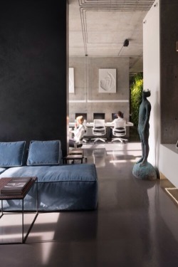 robert-dcosta:Office and Showroom of Architectural