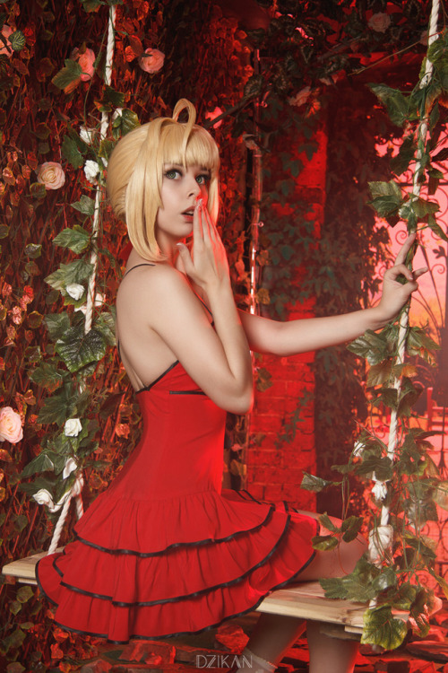 cosplaybeautys: Fate/Extra - Saber Nero pin-up style by Disharmonica ( Helly von Valentine)