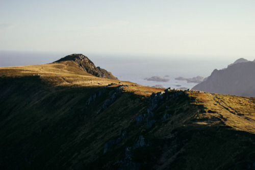 thethinker351: lofoten islands  instagram @takeme.north 