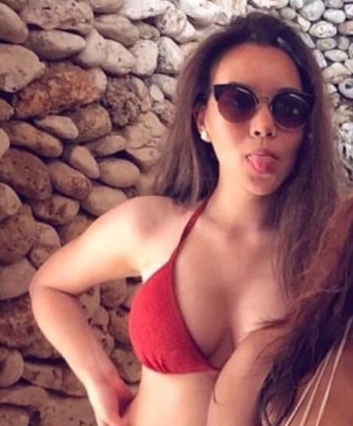 Hot Malay Girl! Great boobs there! Just imagine getting tits fuck from her, it will be the best plea