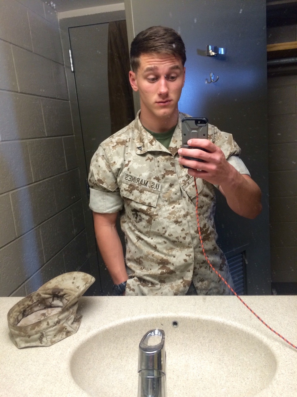 rydwagblr:  Selfies on selfies