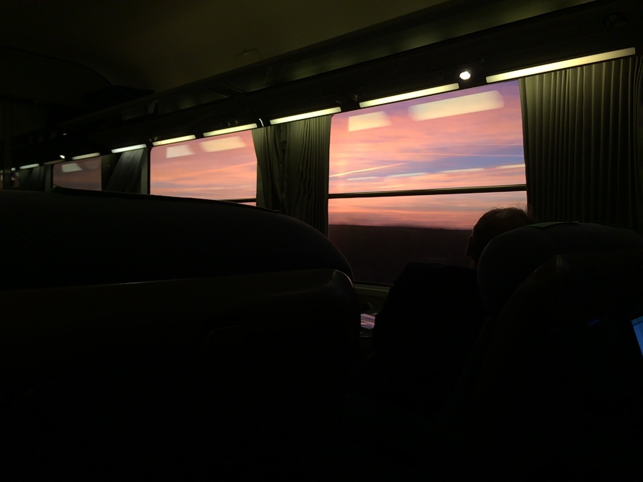 nlsn-nlsn:  le train 