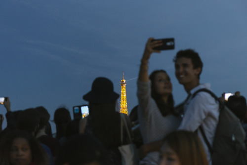 De l'Arc de Triomphe.01/08/2018Felipe Kühne - fkuhne.tumblr.com