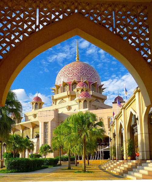 one-islam-countless-love:  Putrajaya, Malaysia. 