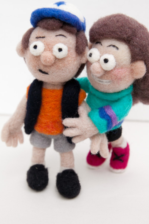 elementalsight: Mystery Twins Needle felted Mabel and Dipper Pines.  6 inches tall each, fully 