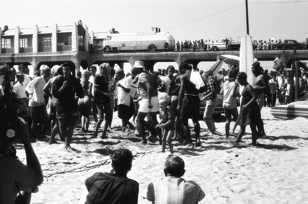 highenoughtoseethesea:  Beach Stomp, Huntington Beach, 1965Malibu, 1965The Malibu