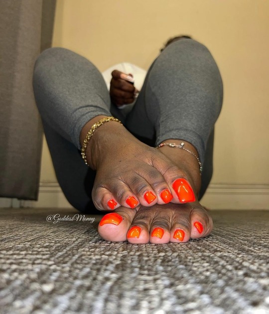 Ebony Foot Goddess