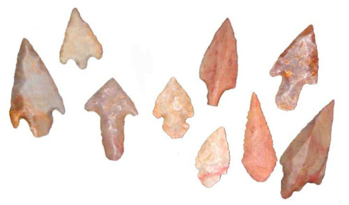 gro-malog:Neolithic arrowheads, spear heads & tools