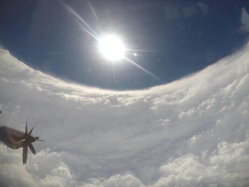 flying through the eye of a hurricaneimg: https://www.usna.edu/NewsCenter/2019/09/eyewall_Sun.jpgsou