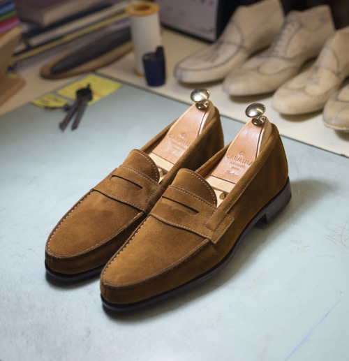 Restock our snuff suede unlined penny loafers. Featuring a single leather sole in a Flex Goodyear we