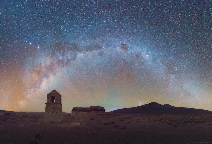 planets-stars-galaxy:  World’s largest salt flat: Salar de Uyini, Bolivia