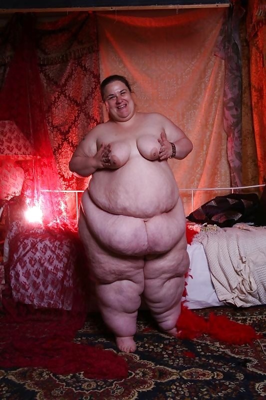 sexyfatssbbwwomen:  Wanna hook up with a horny mature MILF? - CLICK HERE!