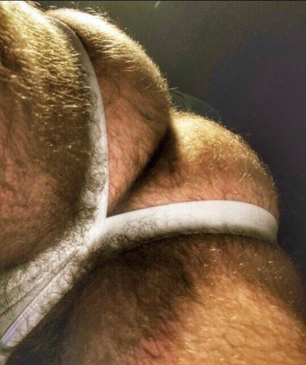 hairy2017:thehairyass:Who want to play with