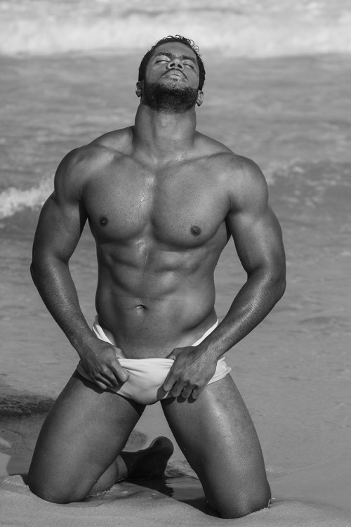 Porn Pics elegantlynaughty:  Fellipe Florencio by Mario