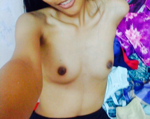 syafina89: Hye all…lame x upload pic sndri la…nah manje blnja pic manje td…ngah gersang la…men dildo