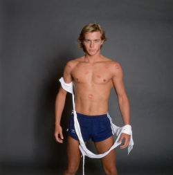 Newkongunbound:  Christopher Atkins 