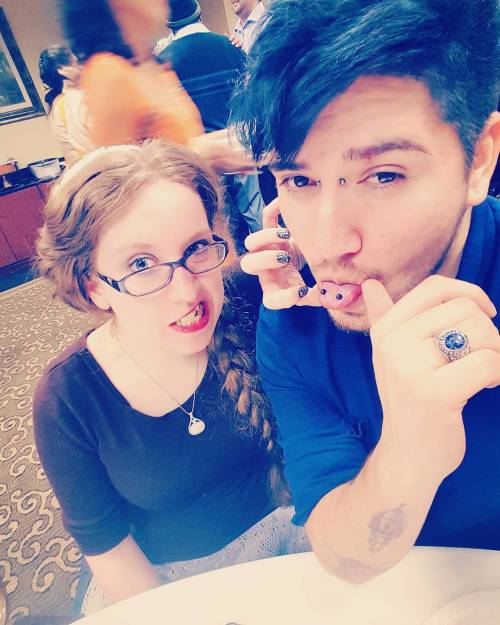 💙 Blue Velvet 💙  #instamood #🌹 #instagay #blue #bleue #blonde #blueblackhair #alexandrite #pansexual #birthdayparty #punjabiparty #kawaii #fierce #bridgepiercing  #snakeeyespiercing #rocketships #instalike #bisexual