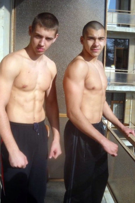 tradiesandchavs:  Some hot chav lads!!!