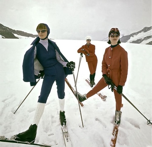 Three models in skiwear in the Swiss Alps by George Barkentin. — #concordemag #georgebarkentin