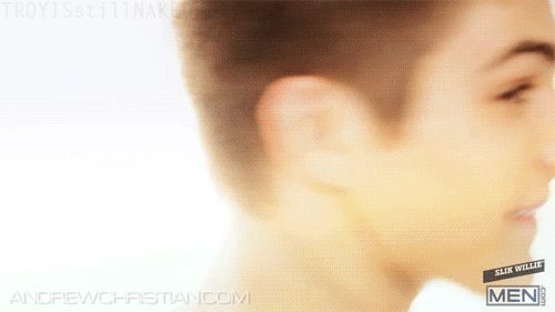 troyisstillnaked:  WAKING UP WITH JOHNNY_ANDREW CHRISTIAN 